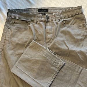 listing-status-banner